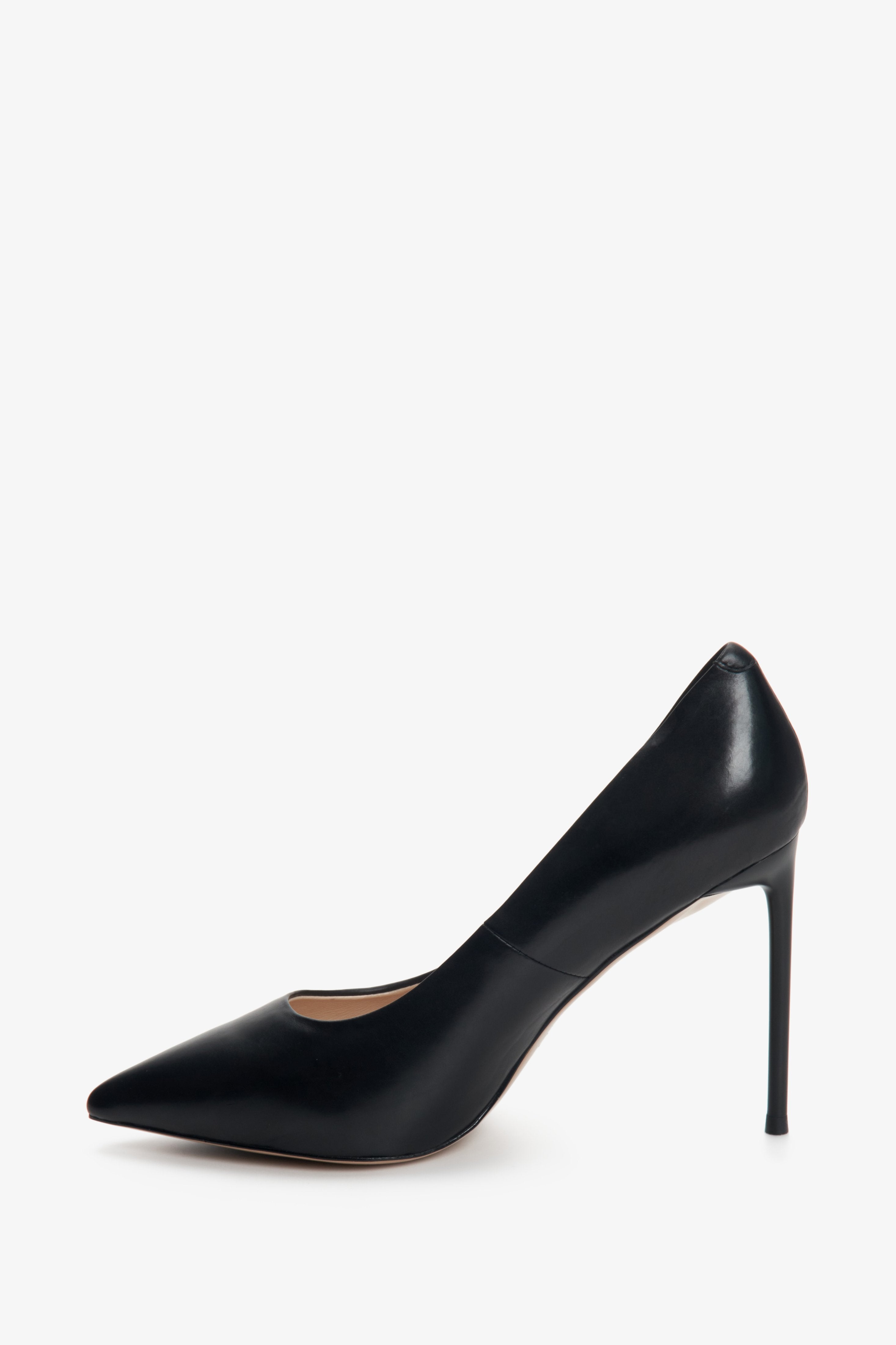Buty na wysokim obcasie z czarnej skóry naturalnej Estro.