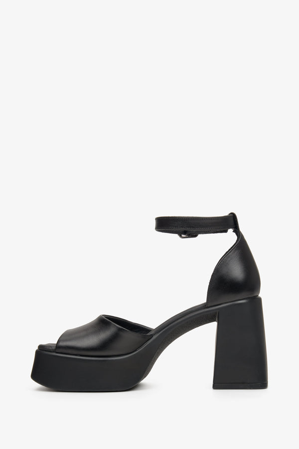 Sandały damskie skórzane ankle strap ze skóry naturalnej Estro - profil buta.