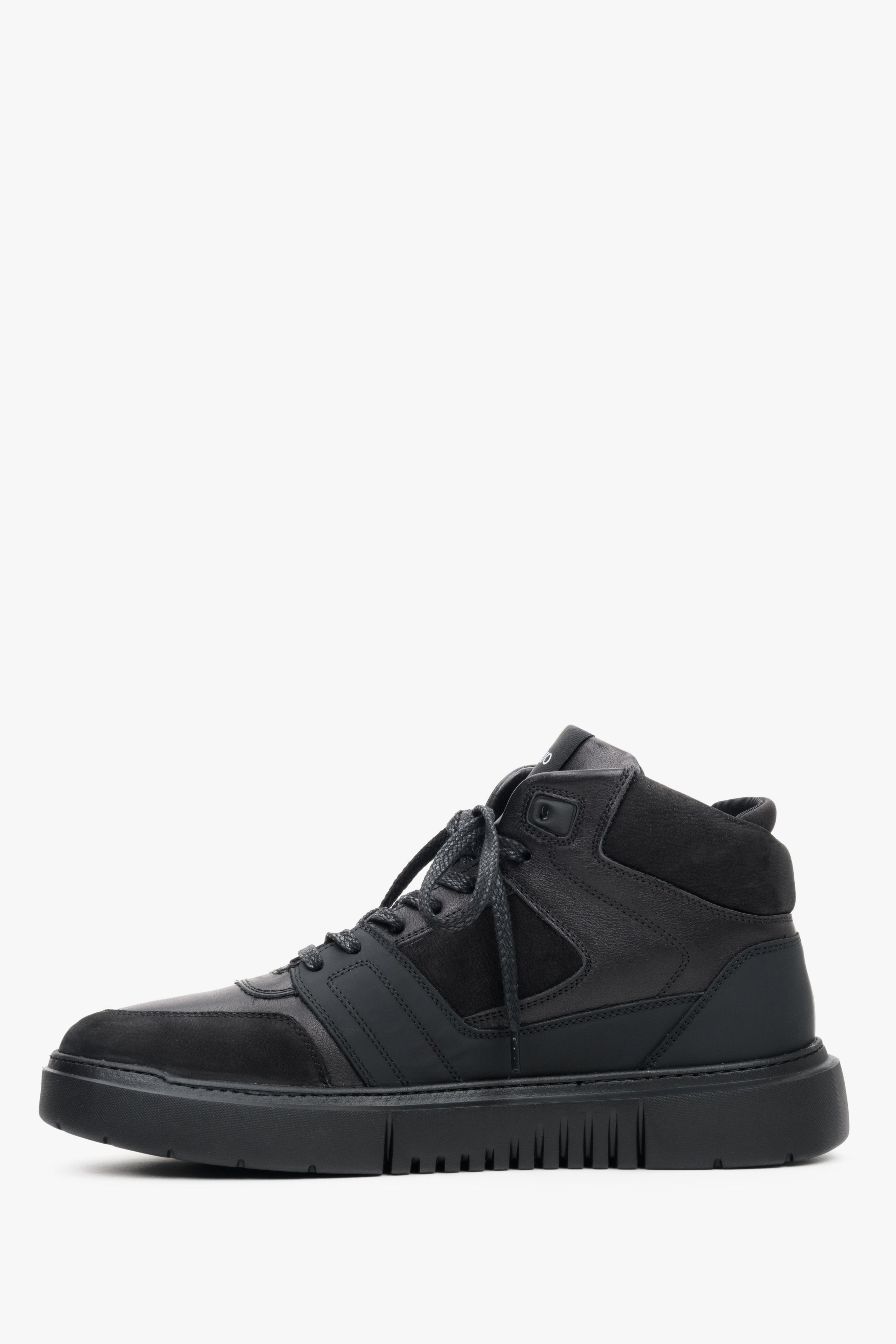 Czarne, wysokie sneakersy męskie ze skóry naturalnej marki Estro - profil buta.