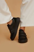 Czarne skórzane sneakersy damskie na rzepy Estro ER00111788